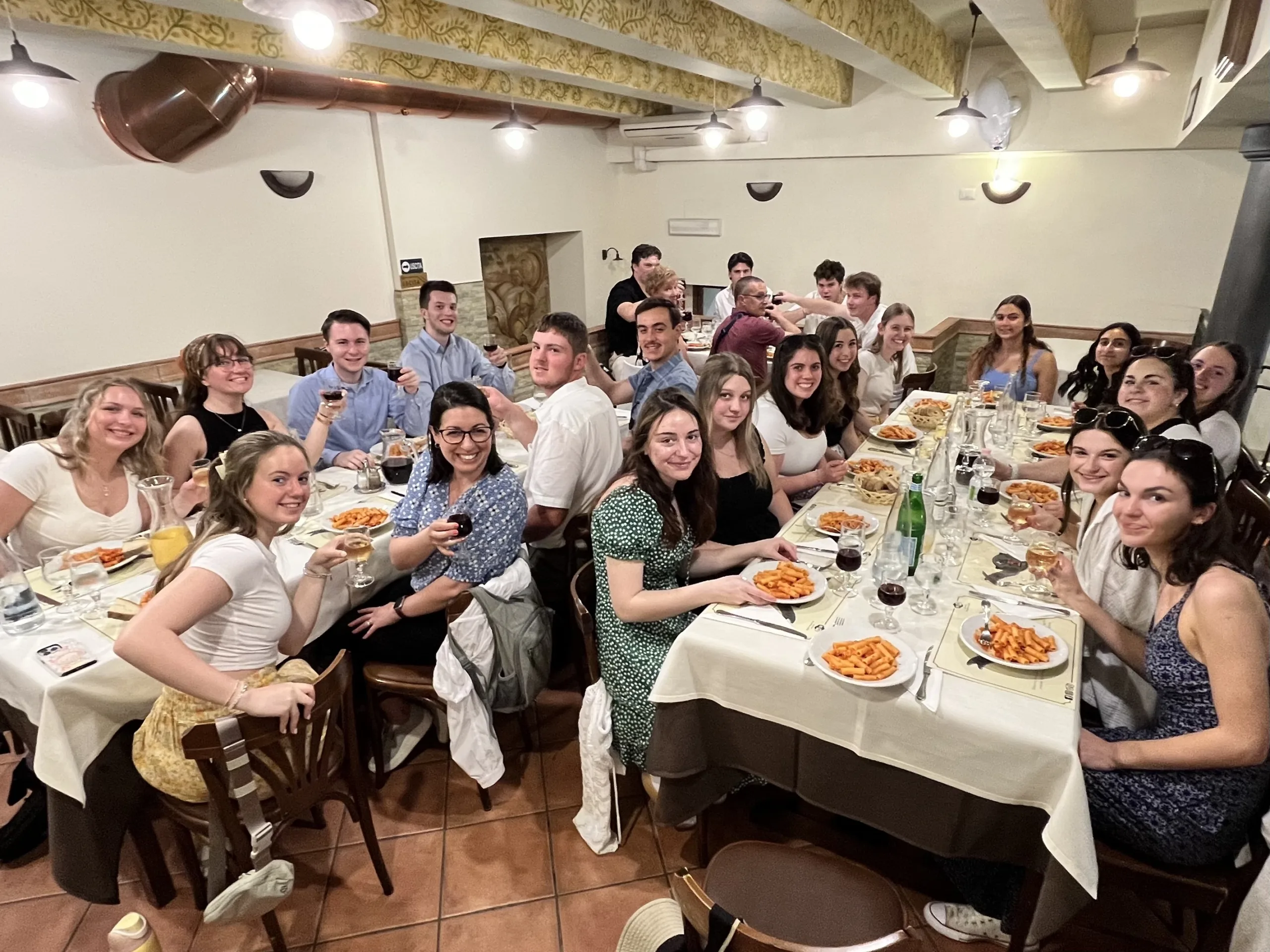 SOPHIA students dining together in Rome, May '24